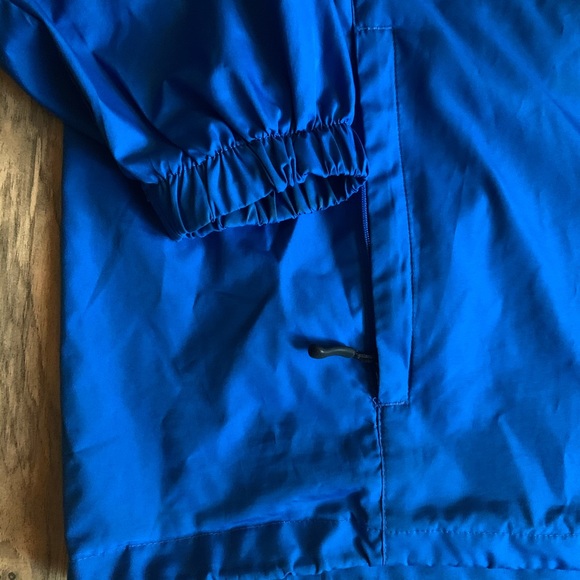 Core 365 Honda Windbreaker - Picture 2 of 7